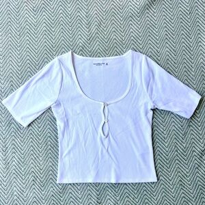 Abercrombie & Fitch Ribbed Keyhole Top | size small | never worn